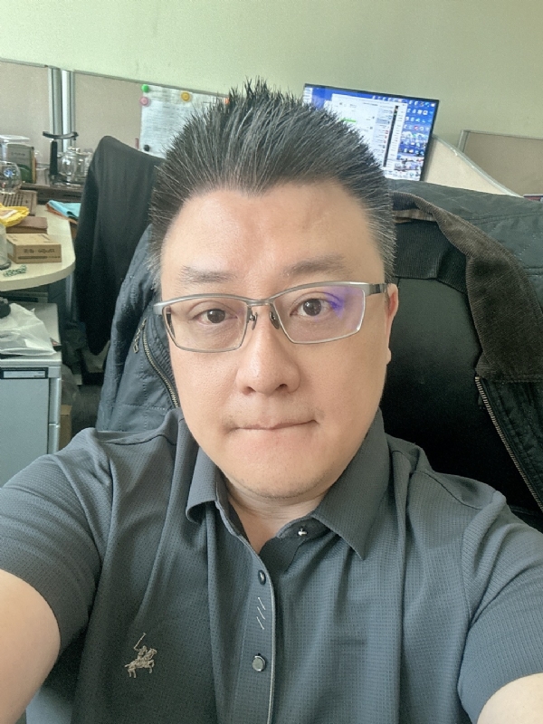 回归自我的第二张照片--沈阳王婆说媒